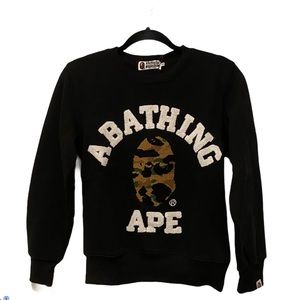 BAPE 1st camo college embroidered crewneck black